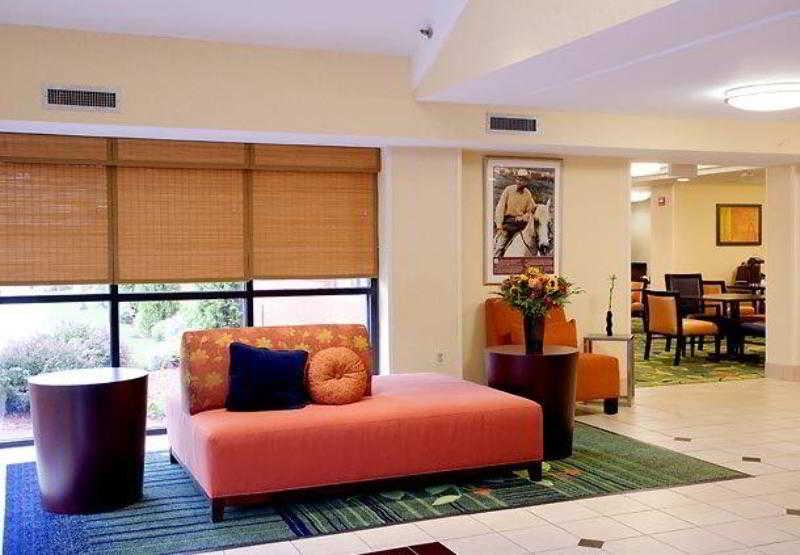Fairfield By Marriott Inn & Suites Raynham Middleborough/Plymouth Beltér fotó
